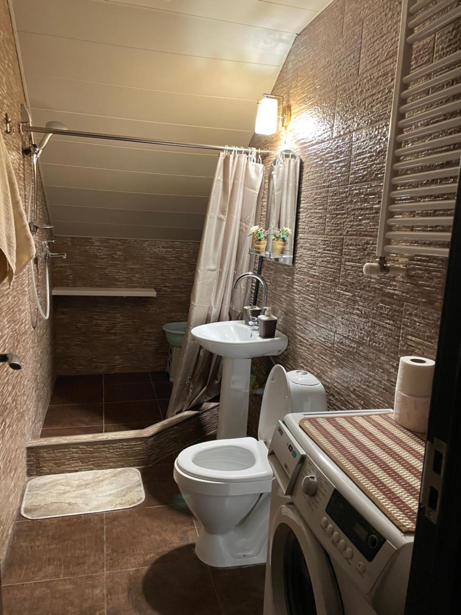 Beautiful Apartment On Atoneli ティビリシ エクステリア 写真